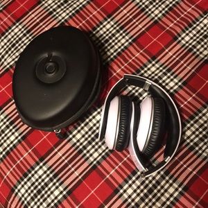 Beats Studio Wireless.